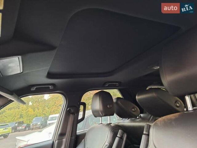 Коричневый Ленд Ровер Дискавери, объемом двигателя 3 л и пробегом 120 тыс. км за 8000 $, фото 2 на Automoto.ua