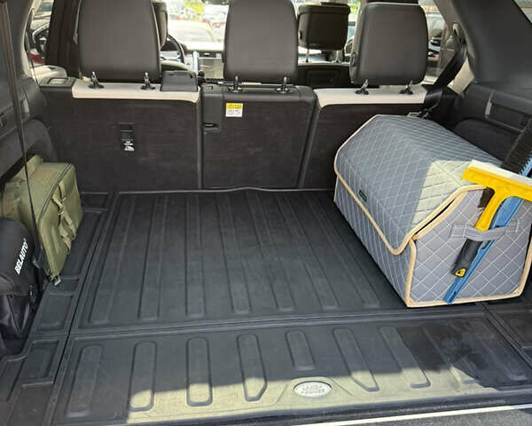 Ленд Ровер Дискавери 2021 в Львове на Automoto.ua Коричневый Ленд Ровер Дискавери, объемом двигателя 3 л и пробегом 125 тыс. км за 57650 $, фото 18 на Automoto.ua