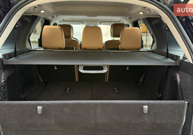 Коричневый Ленд Ровер Дискавери, объемом двигателя 3 л и пробегом 65 тыс. км за 57900 $, фото 59 на Automoto.ua