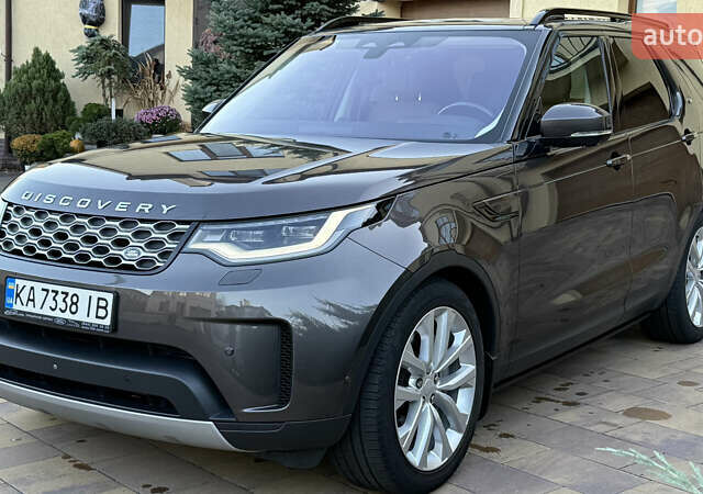 Коричневый Ленд Ровер Дискавери, объемом двигателя 3 л и пробегом 65 тыс. км за 57900 $, фото 3 на Automoto.ua