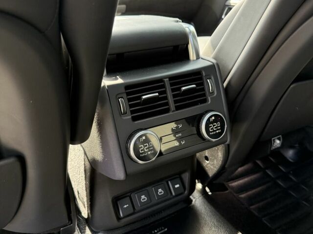 Ленд Ровер Дискавери 2021 в Львове на Automoto.ua Коричневый Ленд Ровер Дискавери, объемом двигателя 3 л и пробегом 125 тыс. км за 58000 $, фото 4 на Automoto.ua