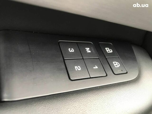 Коричневый Ленд Ровер Дискавери, объемом двигателя 3 л и пробегом 129 тыс. км за 58490 $, фото 20 на Automoto.ua