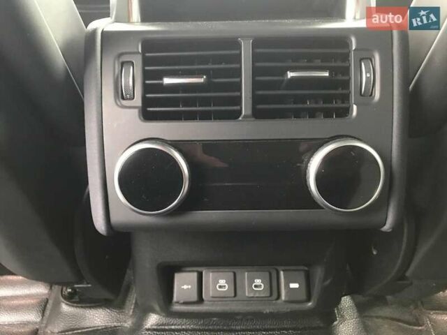 Коричневый Ленд Ровер Дискавери, объемом двигателя 3 л и пробегом 129 тыс. км за 58490 $, фото 14 на Automoto.ua