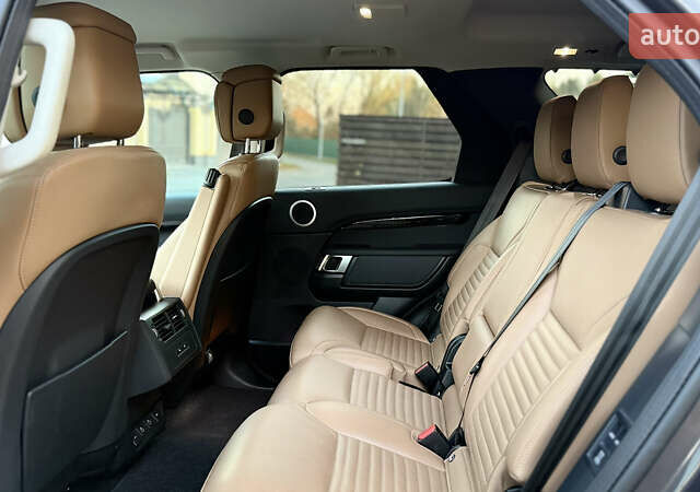 Коричневый Ленд Ровер Дискавери, объемом двигателя 3 л и пробегом 65 тыс. км за 57900 $, фото 43 на Automoto.ua