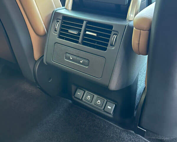 Коричневый Ленд Ровер Дискавери, объемом двигателя 3 л и пробегом 65 тыс. км за 59500 $, фото 44 на Automoto.ua