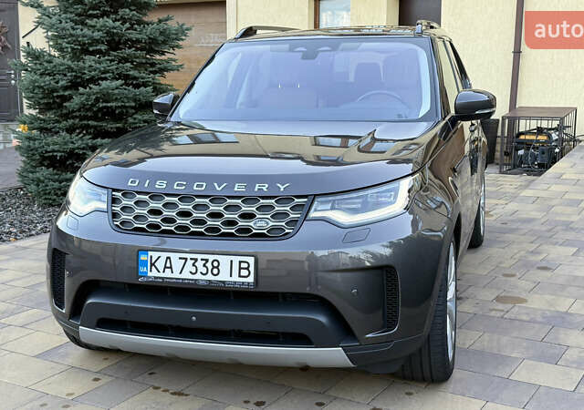 Коричневый Ленд Ровер Дискавери, объемом двигателя 3 л и пробегом 65 тыс. км за 57900 $, фото 2 на Automoto.ua