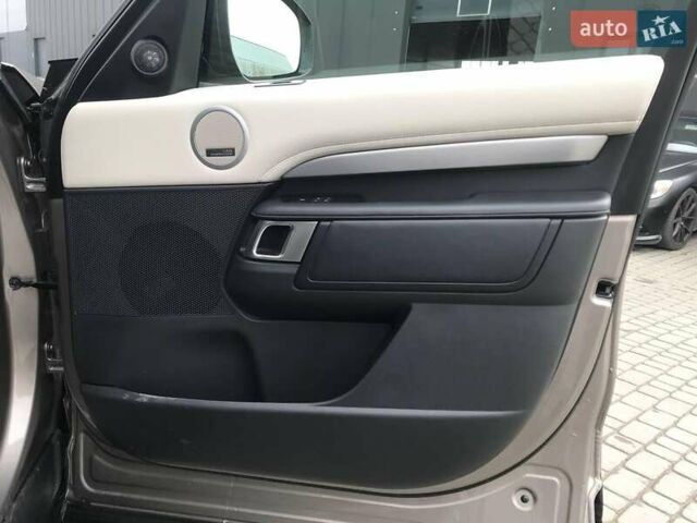 Коричневый Ленд Ровер Дискавери, объемом двигателя 3 л и пробегом 129 тыс. км за 58490 $, фото 26 на Automoto.ua