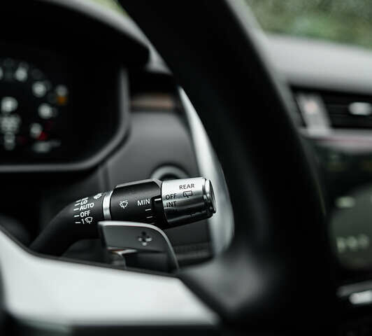 Коричневый Ленд Ровер Дискавери, объемом двигателя 3 л и пробегом 49 тыс. км за 49900 $, фото 99 на Automoto.ua