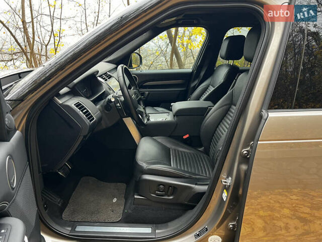 Коричневый Ленд Ровер Дискавери, объемом двигателя 3 л и пробегом 45 тыс. км за 69990 $, фото 8 на Automoto.ua