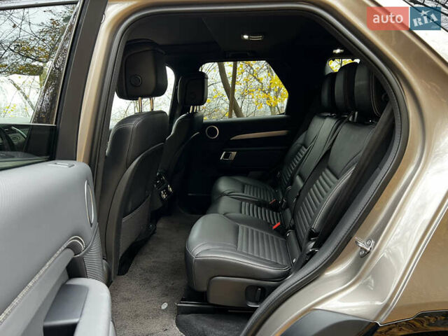 Коричневый Ленд Ровер Дискавери, объемом двигателя 3 л и пробегом 45 тыс. км за 69990 $, фото 20 на Automoto.ua
