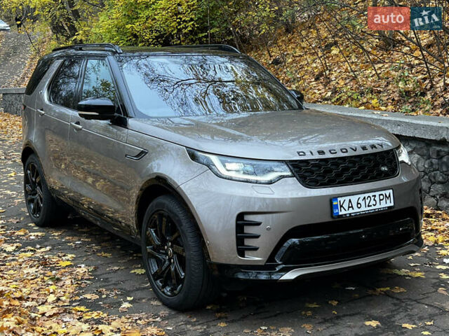 Коричневый Ленд Ровер Дискавери, объемом двигателя 3 л и пробегом 45 тыс. км за 69990 $, фото 2 на Automoto.ua