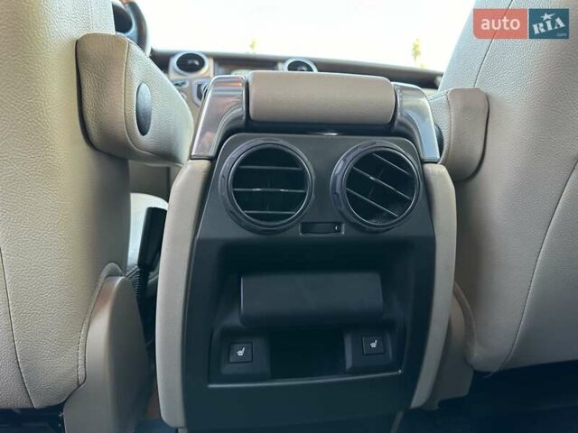 Красный Ленд Ровер Дискавери, объемом двигателя 3 л и пробегом 121 тыс. км за 22950 $, фото 40 на Automoto.ua