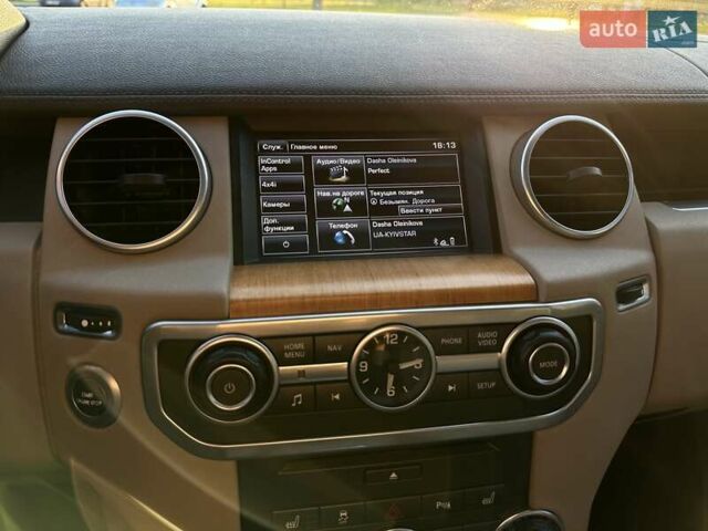 Красный Ленд Ровер Дискавери, объемом двигателя 3 л и пробегом 121 тыс. км за 22950 $, фото 27 на Automoto.ua