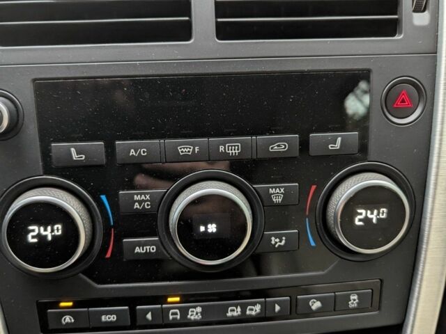 Червоний Ленд Ровер Діскавері, об'ємом двигуна 2 л та пробігом 126 тис. км за 18800 $, фото 6 на Automoto.ua