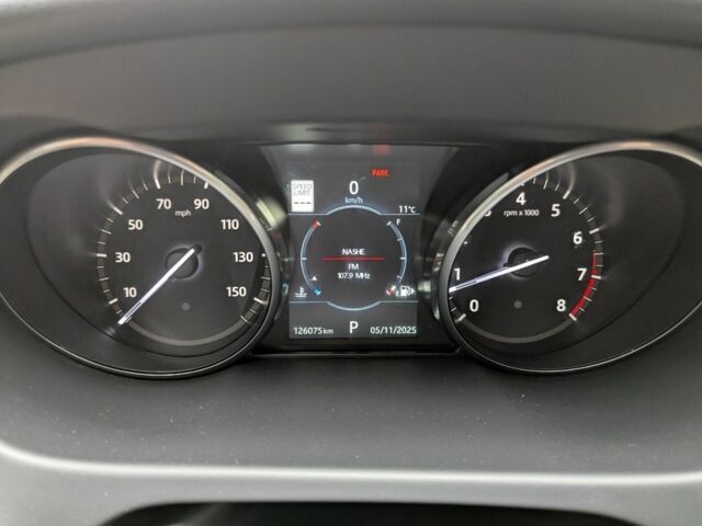 Червоний Ленд Ровер Діскавері, об'ємом двигуна 2 л та пробігом 126 тис. км за 18800 $, фото 7 на Automoto.ua