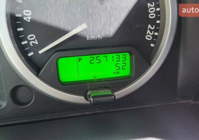 Ленд Ровер Дискавери, объемом двигателя 2.7 л и пробегом 258 тыс. км за 9700 $, фото 11 на Automoto.ua