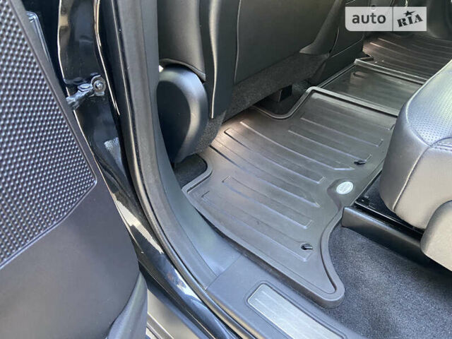 Ленд Ровер Дискавери, объемом двигателя 3 л и пробегом 173 тыс. км за 40000 $, фото 4 на Automoto.ua