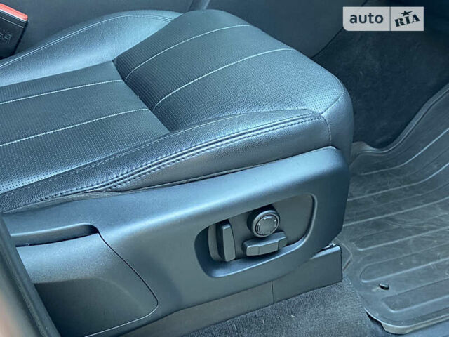 Ленд Ровер Дискавери, объемом двигателя 3 л и пробегом 173 тыс. км за 40000 $, фото 43 на Automoto.ua