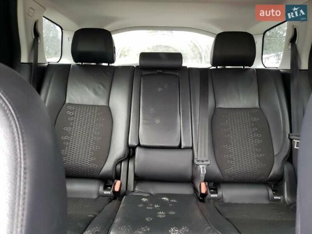 Ленд Ровер Дискавери, объемом двигателя 2 л и пробегом 134 тыс. км за 6500 $, фото 9 на Automoto.ua