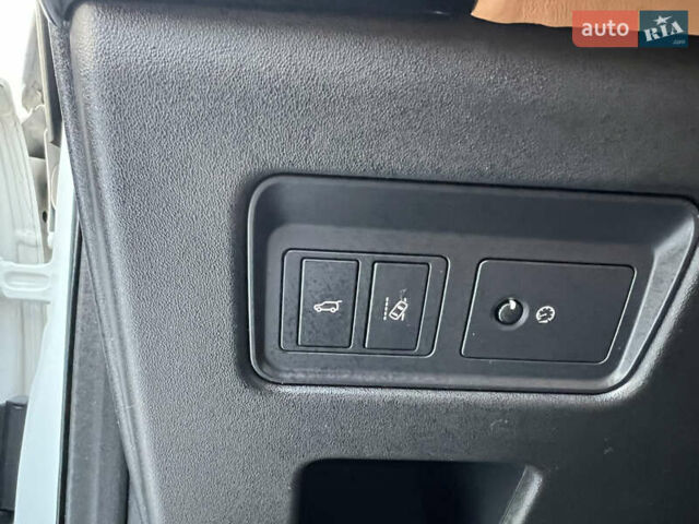 Ленд Ровер Дискавери, объемом двигателя 3 л и пробегом 114 тыс. км за 39500 $, фото 62 на Automoto.ua
