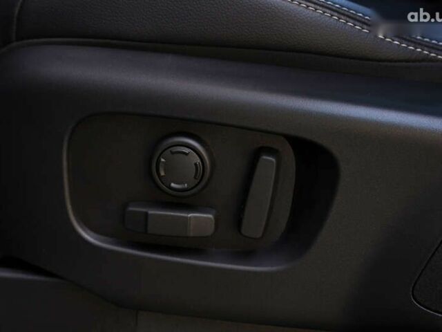 Ленд Ровер Дискавери 2023 в Киеве на Automoto.ua Ленд Ровер Дискавери, объемом двигателя 3 л и пробегом 42 тыс. км за 61500 $, фото 24 на Automoto.ua