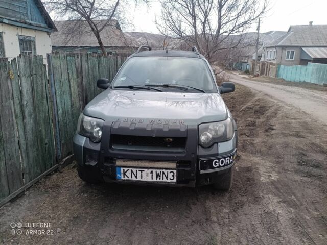 Сірий Ленд Ровер Діскавері, об'ємом двигуна 2 л та пробігом 300 тис. км за 3000 $, фото 4 на Automoto.ua