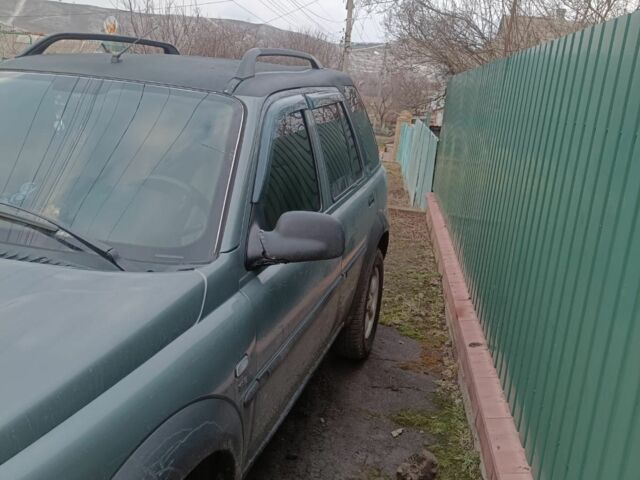 Сірий Ленд Ровер Діскавері, об'ємом двигуна 2 л та пробігом 300 тис. км за 3000 $, фото 2 на Automoto.ua