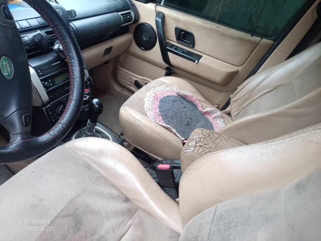 Сірий Ленд Ровер Діскавері, об'ємом двигуна 2 л та пробігом 300 тис. км за 3000 $, фото 6 на Automoto.ua