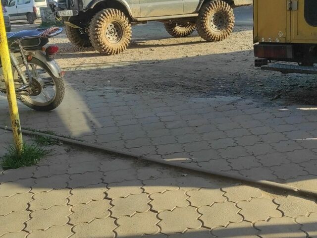 Сірий Ленд Ровер Діскавері, об'ємом двигуна 0 л та пробігом 1000 тис. км за 6500 $, фото 10 на Automoto.ua