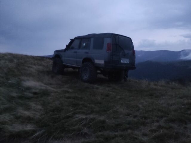 Сірий Ленд Ровер Діскавері, об'ємом двигуна 0 л та пробігом 1000 тис. км за 6500 $, фото 2 на Automoto.ua