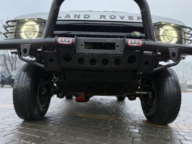 Серый Ленд Ровер Дискавери, объемом двигателя 2.5 л и пробегом 205 тыс. км за 4200 $, фото 8 на Automoto.ua