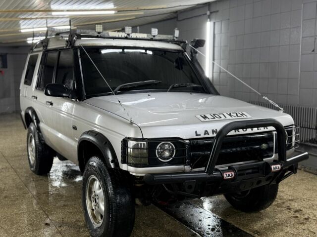 Серый Ленд Ровер Дискавери, объемом двигателя 0 л и пробегом 200 тыс. км за 3500 $, фото 2 на Automoto.ua