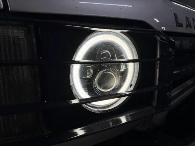 Серый Ленд Ровер Дискавери, объемом двигателя 0 л и пробегом 200 тыс. км за 3500 $, фото 16 на Automoto.ua