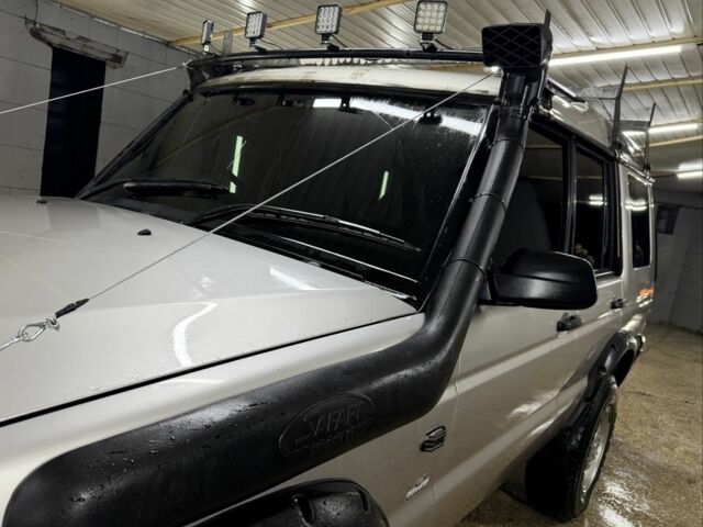 Серый Ленд Ровер Дискавери, объемом двигателя 0 л и пробегом 200 тыс. км за 3500 $, фото 14 на Automoto.ua