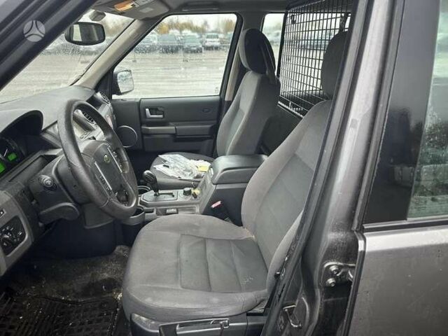 Серый Ленд Ровер Дискавери, объемом двигателя 2.7 л и пробегом 116 тыс. км за 7091 $, фото 6 на Automoto.ua