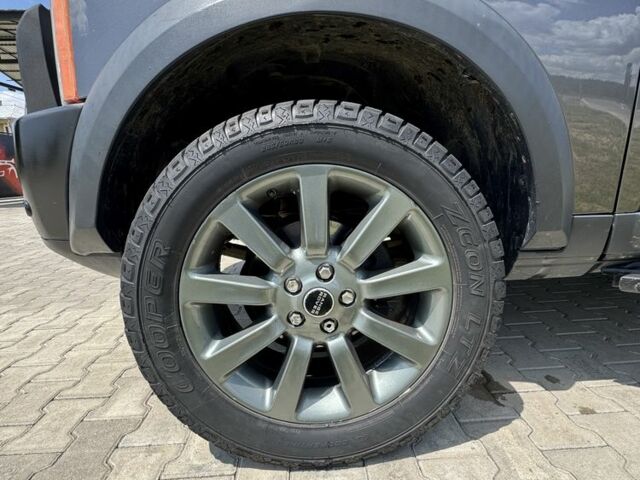 Серый Ленд Ровер Дискавери, объемом двигателя 2.7 л и пробегом 3 тыс. км за 9999 $, фото 16 на Automoto.ua