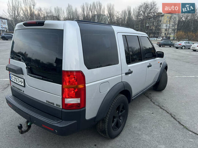 Серый Ленд Ровер Дискавери, объемом двигателя 2.72 л и пробегом 268 тыс. км за 8300 $, фото 2 на Automoto.ua