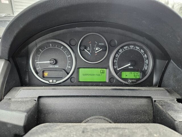 Сірий Ленд Ровер Діскавері, об'ємом двигуна 2.7 л та пробігом 191 тис. км за 4600 $, фото 15 на Automoto.ua