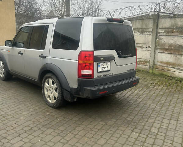 Сірий Ленд Ровер Діскавері, об'ємом двигуна 2.72 л та пробігом 350 тис. км за 9300 $, фото 6 на Automoto.ua