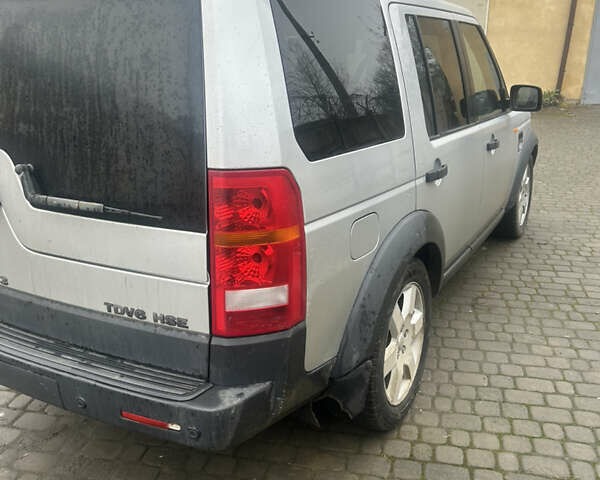 Сірий Ленд Ровер Діскавері, об'ємом двигуна 2.72 л та пробігом 350 тис. км за 9300 $, фото 3 на Automoto.ua