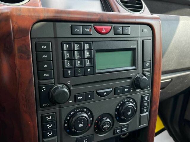 Сірий Ленд Ровер Діскавері, об'ємом двигуна 2.7 л та пробігом 279 тис. км за 10650 $, фото 20 на Automoto.ua