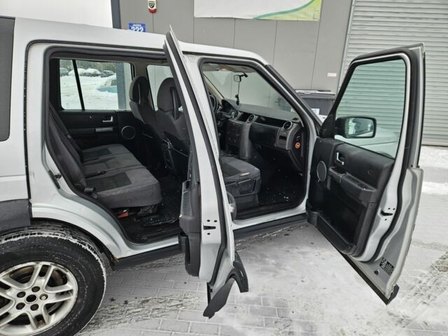 Сірий Ленд Ровер Діскавері, об'ємом двигуна 2.7 л та пробігом 191 тис. км за 4600 $, фото 6 на Automoto.ua