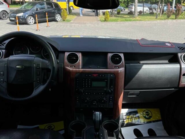 Сірий Ленд Ровер Діскавері, об'ємом двигуна 2.7 л та пробігом 279 тис. км за 10650 $, фото 11 на Automoto.ua