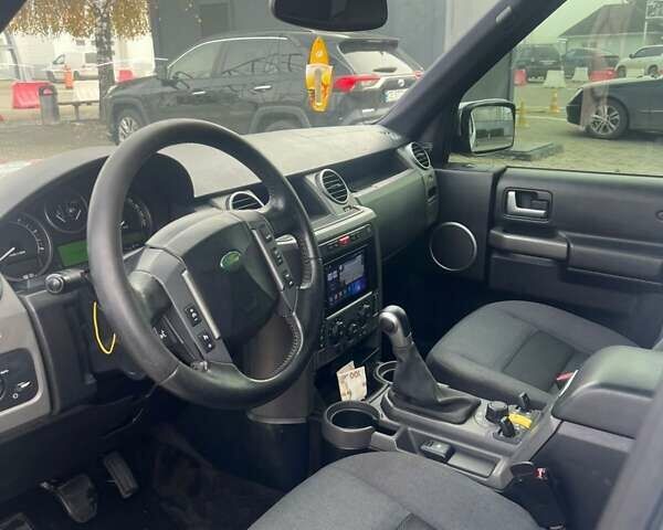 Серый Ленд Ровер Дискавери, объемом двигателя 2.7 л и пробегом 100 тыс. км за 9500 $, фото 4 на Automoto.ua