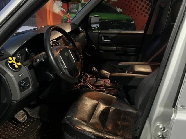 Сірий Ленд Ровер Діскавері, об'ємом двигуна 2.7 л та пробігом 367 тис. км за 3750 $, фото 5 на Automoto.ua