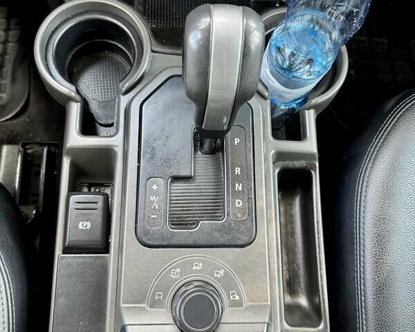 Сірий Ленд Ровер Діскавері, об'ємом двигуна 2.72 л та пробігом 237 тис. км за 7999 $, фото 21 на Automoto.ua