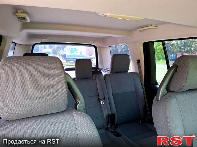 Сірий Ленд Ровер Діскавері, об'ємом двигуна 2.7 л та пробігом 320 тис. км за 11800 $, фото 3 на Automoto.ua