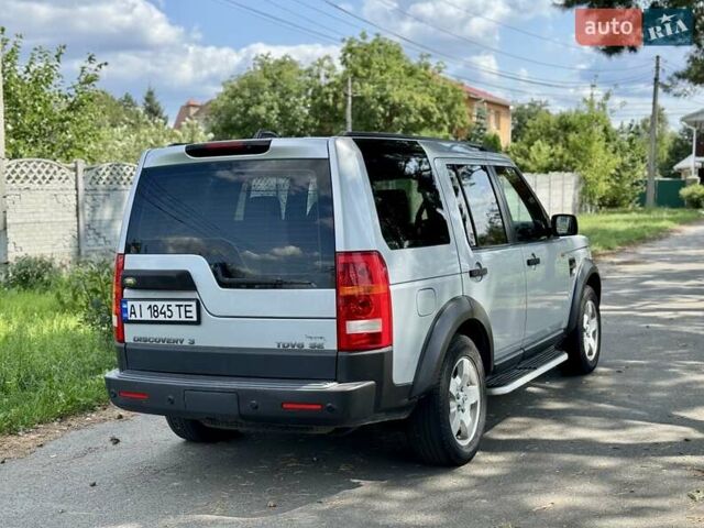 Сірий Ленд Ровер Діскавері, об'ємом двигуна 2.72 л та пробігом 237 тис. км за 7999 $, фото 5 на Automoto.ua