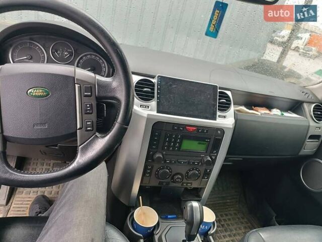 Сірий Ленд Ровер Діскавері, об'ємом двигуна 2.7 л та пробігом 370 тис. км за 11000 $, фото 2 на Automoto.ua
