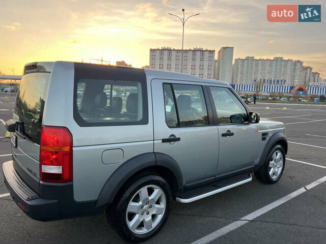 Серый Ленд Ровер Дискавери, объемом двигателя 2.72 л и пробегом 361 тыс. км за 12000 $, фото 1 на Automoto.ua